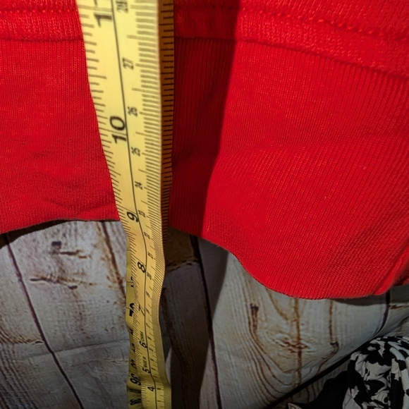 ♥️Adidas 1X Red Hoodie Women's Very good pre-owned condition Decal in perfect - Picture 4 of 6